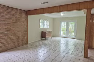102 Post Oak, Lake Jackson, TX 77566 - Photo 13