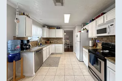 2909 Laurelridge Drive, League City, TX 77573 - Photo 11