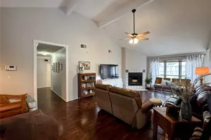 2909 Laurelridge Dr, League City, TX 77573 - Photo 5