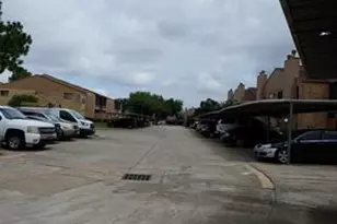 10555 Turtlewood Ct, Houston, TX 77072 - Photo 15