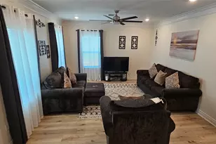 18103 Shaman Dr, Galveston, TX 77554 - Photo 3