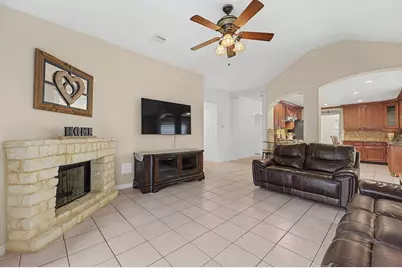 5027 E Fallen Bough Drive, Houston, TX 77041 - Photo 11