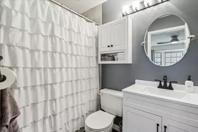 16819 Holly Trail Drive, Houston, TX 77058 - Photo 15