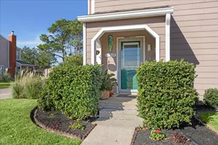 16819 Holly Trail Dr, Houston, TX 77058 - Photo 3