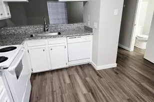 517 5th St, Humble, TX 77338 - Photo 7