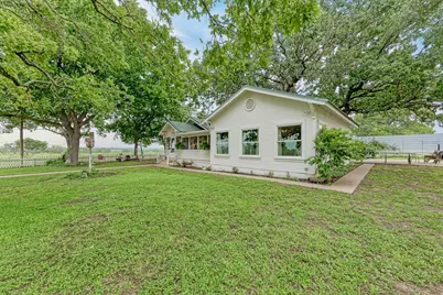 7800 County Rd 210, Bertram, TX 78605 - Photo 9