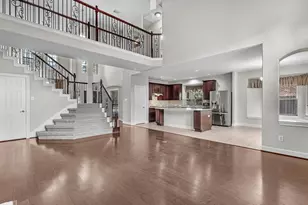 2505 Twisting Pine Ct, Houston, TX 77345 - Photo 9