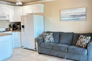 6102 Seawall Blvd, Galveston, TX 77551 - Photo 5