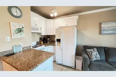 6102 Seawall Boulevard #145, Galveston, TX 77551 - Photo 9