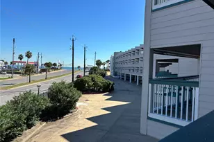 6102 Seawall Blvd, Galveston, TX 77551 - Photo 17