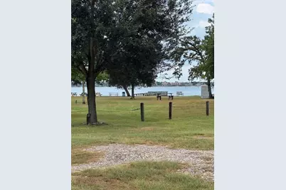 2106 Monterrey Street, Kemah, TX 77565 - Photo 11