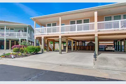 1705 Bayway Drive, Seabrook, TX 77586 - Photo 1
