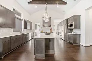 5735 Genoa Springs Ln, Sugar Land, TX 77479 - Photo 17