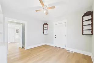 3602 Ave S 1/2 Rear, Galveston, TX 77550 - Photo 13