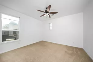 4663 Rockton Hills Ln, Sugar Land, TX 77479 - Photo 25