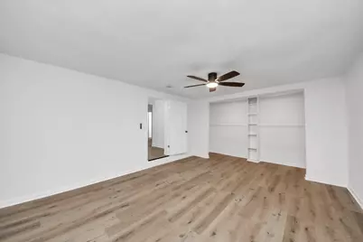 2409 Avenue K, Rosenberg, TX 77471 - Photo 9