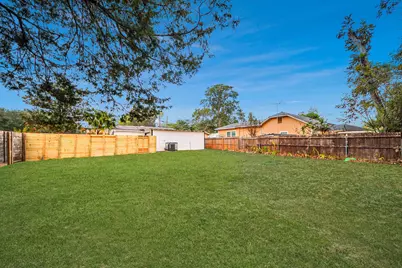 2409 Avenue K, Rosenberg, TX 77471 - Photo 35