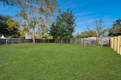 2409 Avenue K, Rosenberg, TX 77471 - Photo 33