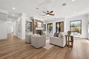 431 Glenchester Dr, Houston, TX 77079 - Photo 7