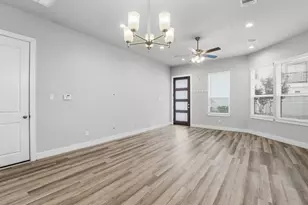 9020 Lonestar River Ln, Houston, TX 77080 - Photo 3