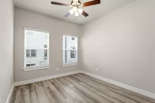 9020 Lonestar River Ln, Houston, TX 77080 - Photo 17