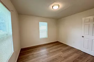 514 McKee St, Clute, TX 77531 - Photo 43