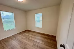 514 McKee St, Clute, TX 77531 - Photo 41