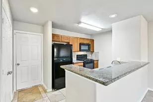 11902 Clifton Oaks Dr, Houston, TX 77099 - Photo 7