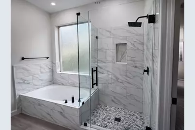 14151 Astonshire Lane, Houston, TX 77014 - Photo 23