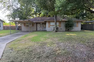 1810 11th St, Orange, TX 77630 - Photo 1