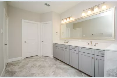 1407 Arkley Way, Houston, TX 77055 - Photo 23