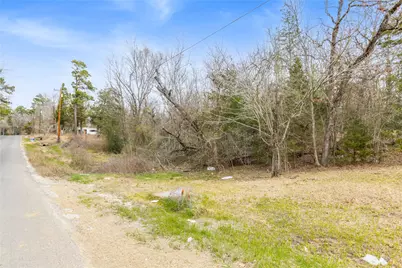 640 Lake Livingston Boulevard, Livingston, TX 77351 - Photo 11