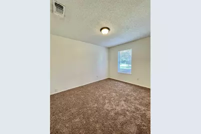 119 Stanford Street, Lake Jackson, TX 77566 - Photo 9