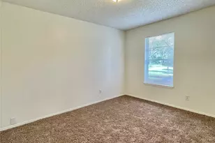 119 Stanford St, Lake Jackson, TX 77566 - Photo 9