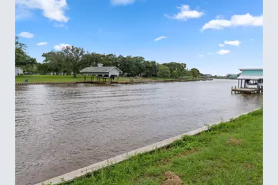 6 County Road 291, Sargent, TX 77414 - Photo 17