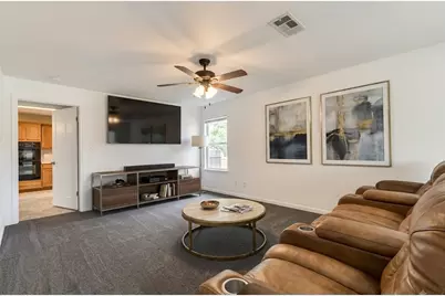 100 N Mattson Street, West Columbia, TX 77486 - Photo 5