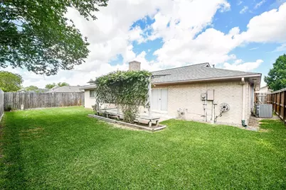 4902 Rainwater Drive, Pasadena, TX 77505 - Photo 19