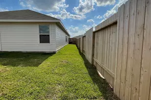 913 Gentle Moss Dr, Magnolia, TX 77354 - Photo 17