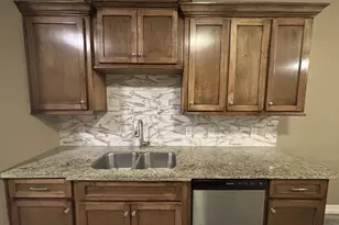 1140 2nd Ave N, Texas City, TX 77590 - Photo 5