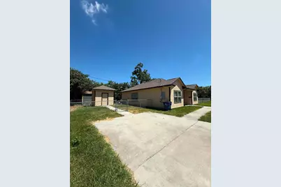 1140 2nd Avenue N, Texas City, TX 77590 - Photo 3