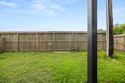 8534 Woodlyn Road, Houston, TX 77028 - Photo 7