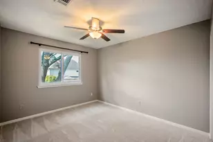 12523 Burgoyne Dr, Houston, TX 77077 - Photo 33
