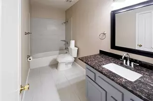 2823 Park Springs Ln, Sugar Land, TX 77479 - Photo 15