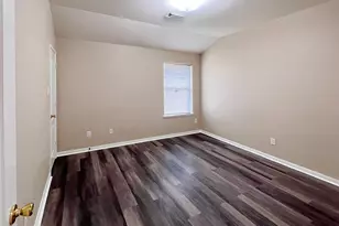 2823 Park Springs Ln, Sugar Land, TX 77479 - Photo 15