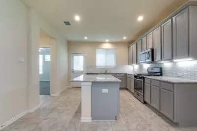 13018 Leisure Cove Drive, Texas City, TX 77568 - Photo 9