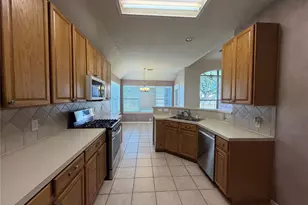 19430 Colony Trail Ln, Katy, TX 77449 - Photo 9
