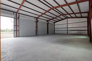 13051 Pleasant Valley Dr, Rosharon, TX 77583 - Photo 13