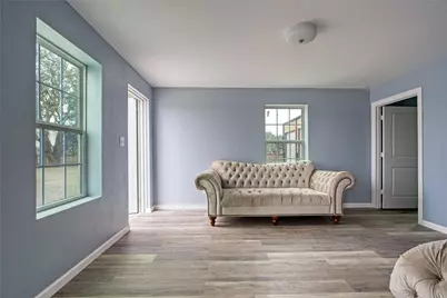 13051 Pleasant Valley Drive, Rosharon, TX 77583 - Photo 9