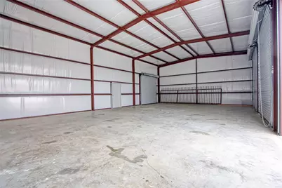 13051 Pleasant Valley Drive, Rosharon, TX 77583 - Photo 7