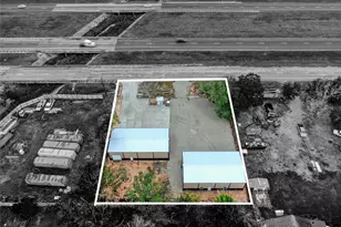 13051 Pleasant Valley Dr, Rosharon, TX 77583 - Photo 3